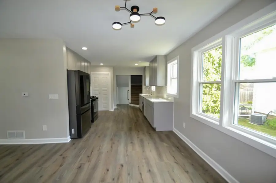 2240 E Morgan AVENUE, Milwaukee, WI 53207 - #3