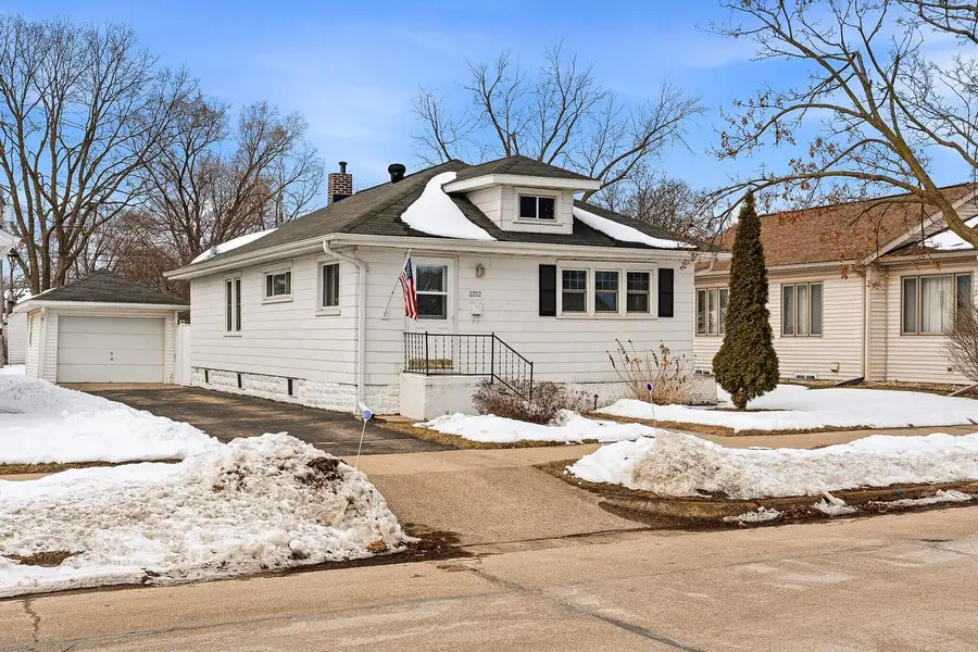 2212 16th STREET S, La Crosse, WI 54601 - #2