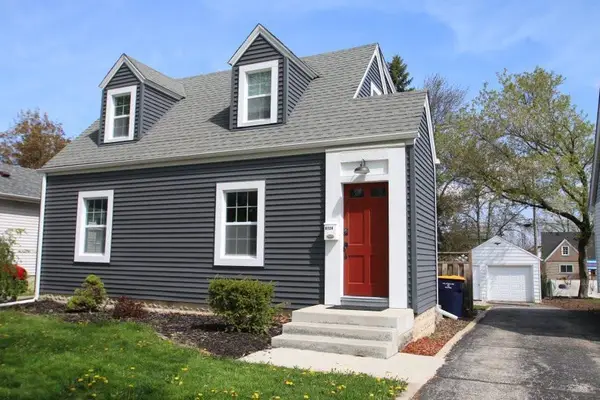 8724 W McMyron STREET, West Allis, WI 53214