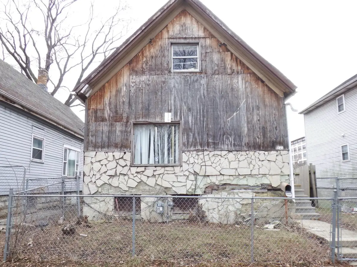 2846 N 6th STREET, Milwaukee, WI 53212 - #1