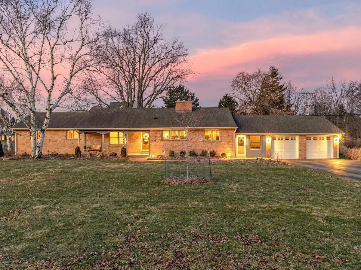 1245 Simon DRIVE, Brookfield, WI 53005 - #1