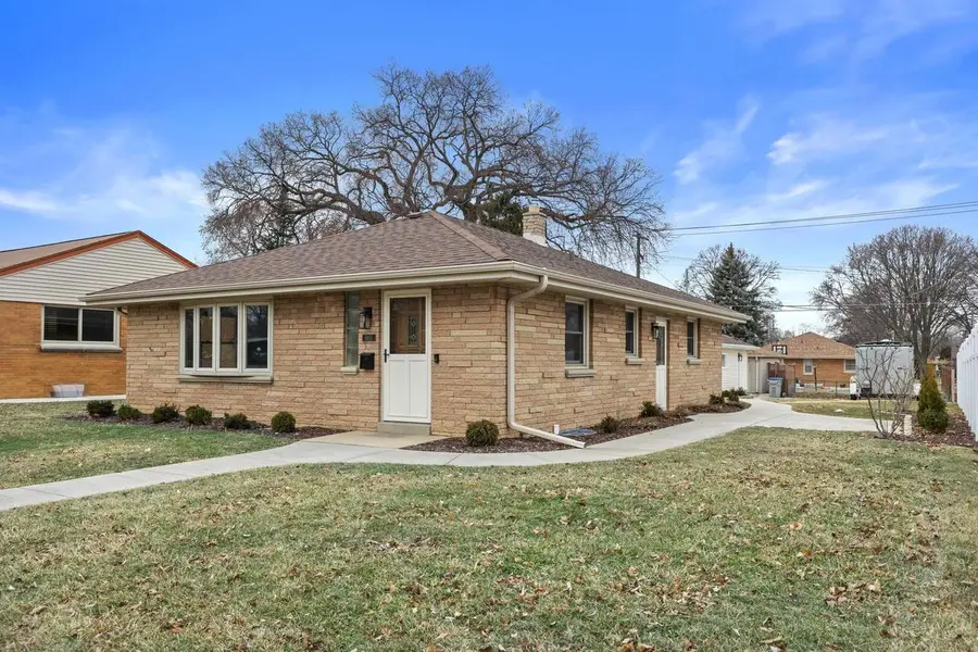 6956 W Morgan AVENUE, Milwaukee, WI 53220 - #3