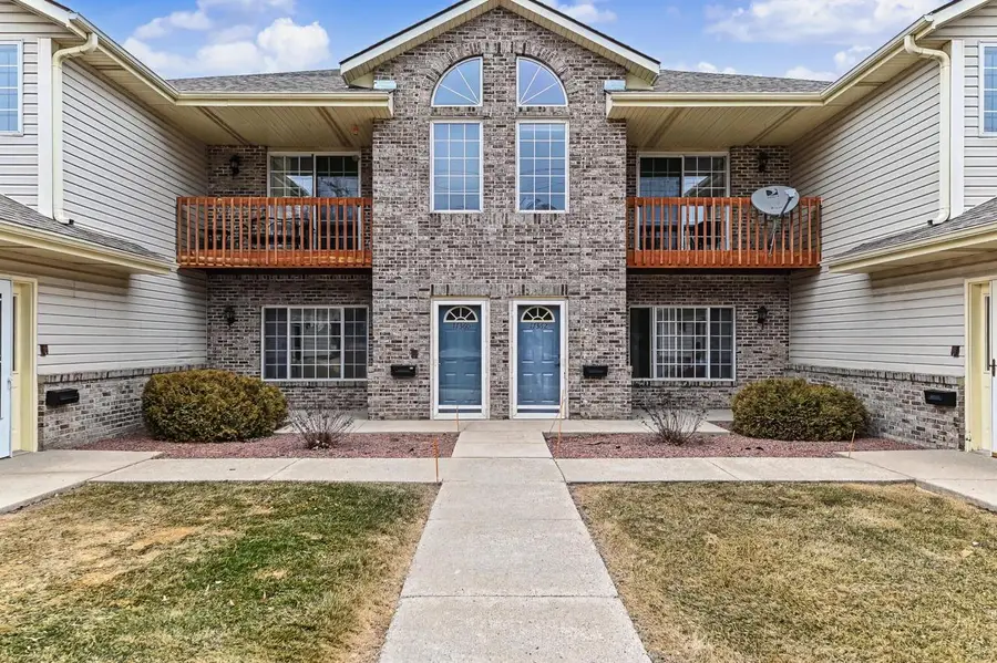 17360 W Lincoln AVENUE, New Berlin, WI 53146 - #2