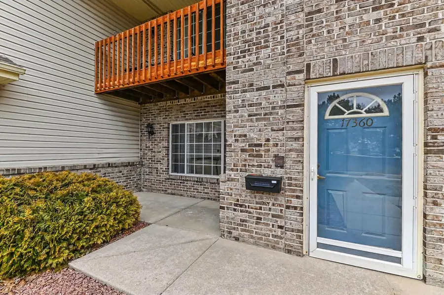 17360 W Lincoln AVENUE, New Berlin, WI 53146 - #3