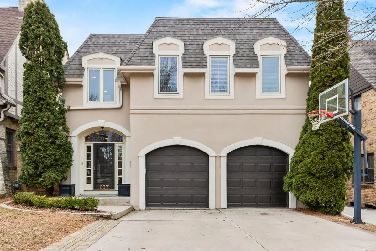 637 E Carlisle AVENUE, Whitefish Bay, WI 53217 - #1