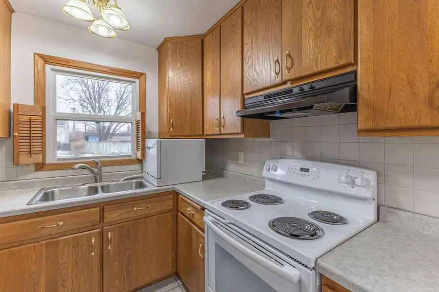 1111 pierce STREET, Onalaska, WI 54650 - #3