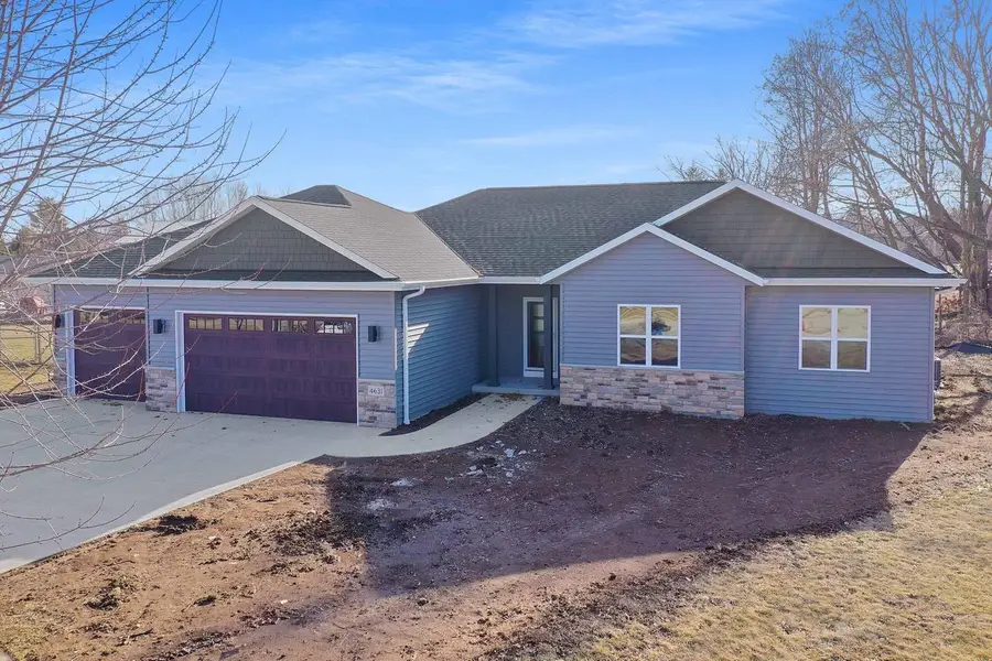 4631 Ridge COURT, Manitowoc, WI 54220 - #2