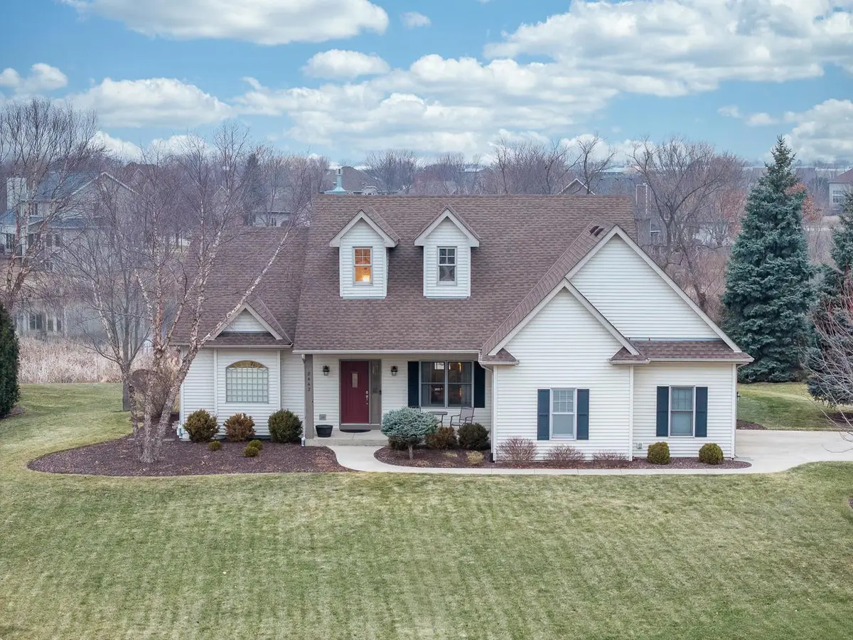 8442 E Ridge DRIVE, Pleasant Prairie, WI 53158 - #1