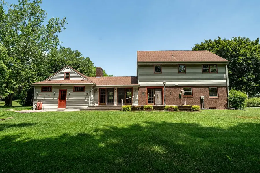 8541 W Midland DRIVE, Greendale, WI 53129 - #2