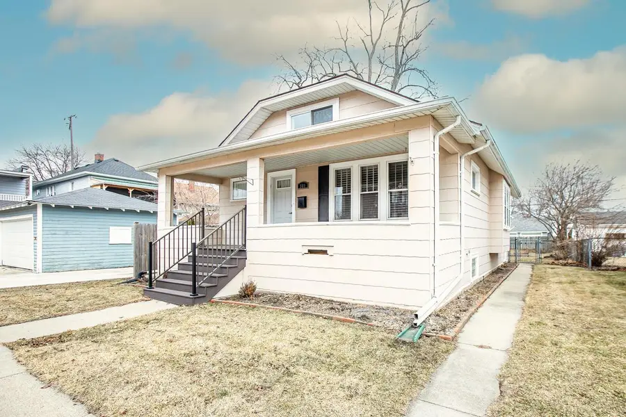 909 Arthur AVENUE, Racine, WI 53405 - #2