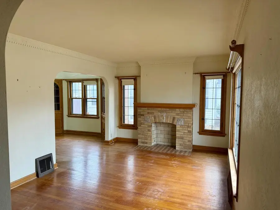 3720 N 56th STREET, Milwaukee, WI 53216 - #3
