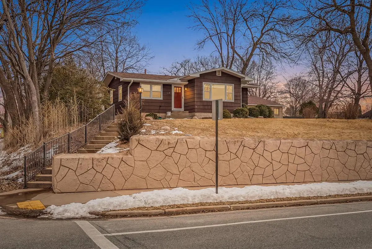 203 3rd AVENUE S, Onalaska, WI 54650 - #1