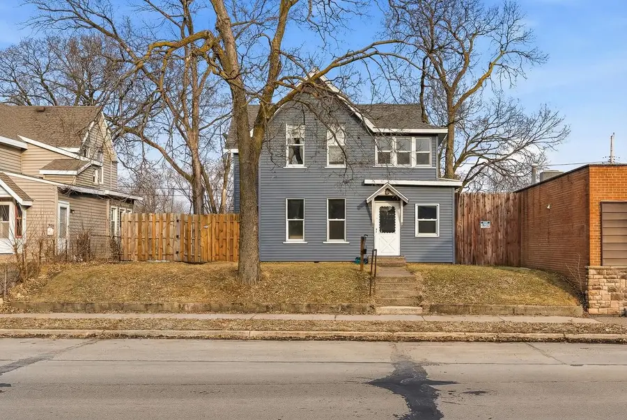 220-222 Copeland AVENUE, La Crosse, WI 54603 - #2