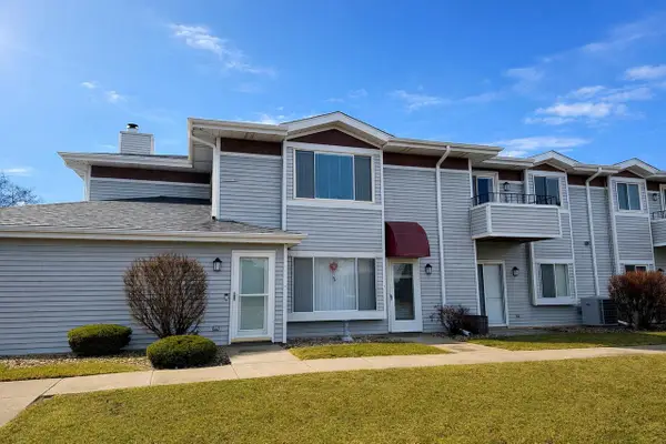 1131 S Sunnyslope DRIVE #4U, Mount Pleasant, WI 53406