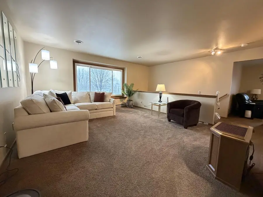 1131 S Sunnyslope DRIVE #4U, Mount Pleasant, WI 53406 - #3