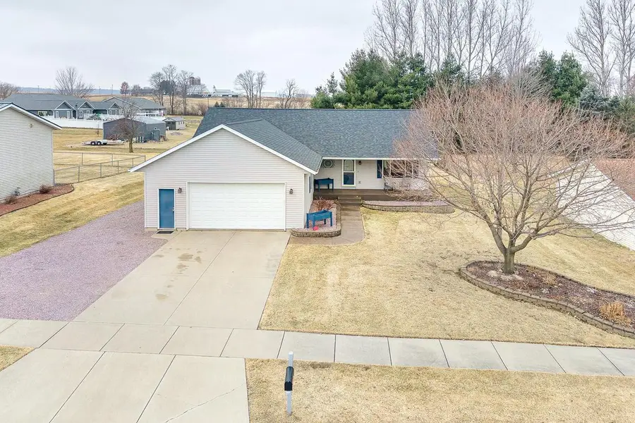 518 Midway DRIVE, Reedsburg, WI 53959 - #2