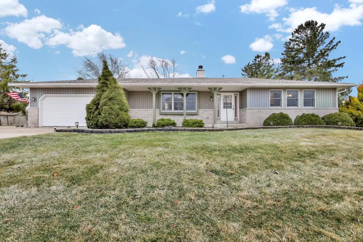 6215 W Leroy AVENUE, Greenfield, WI 53220 - #1