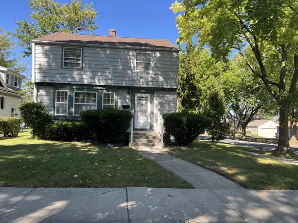 6402 W Girard AVENUE, Milwaukee, WI 53210