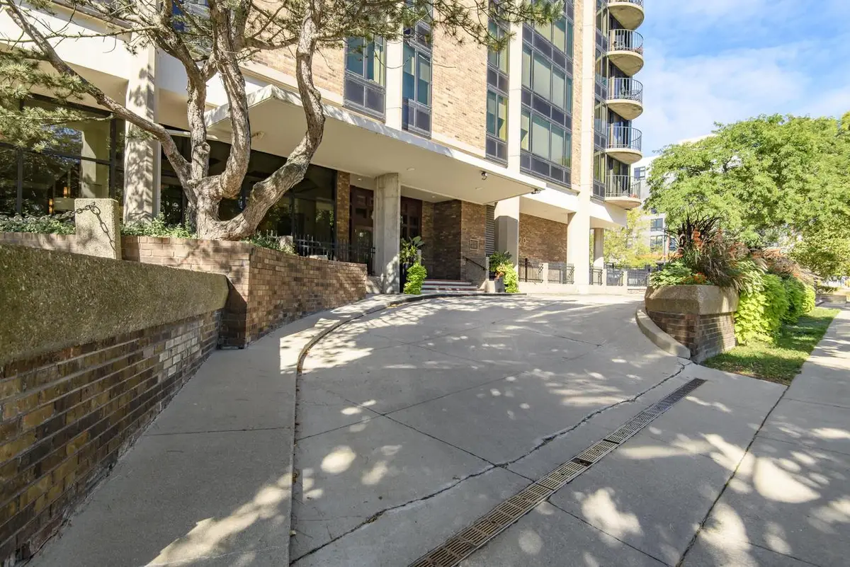 929 N Astor STREET #807, Milwaukee, WI 53202 - #1