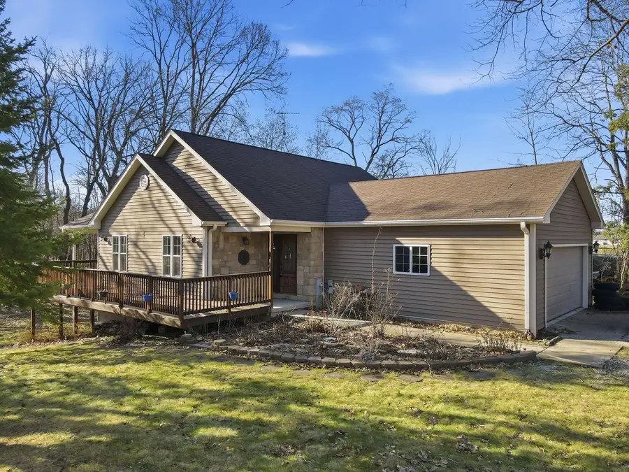 W5336 Wisconsin DRIVE, Elkhorn, WI 53121 - #3