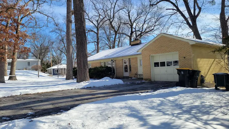 11605 W Mount Vernon AVENUE, Wauwatosa, WI 53226 - #3