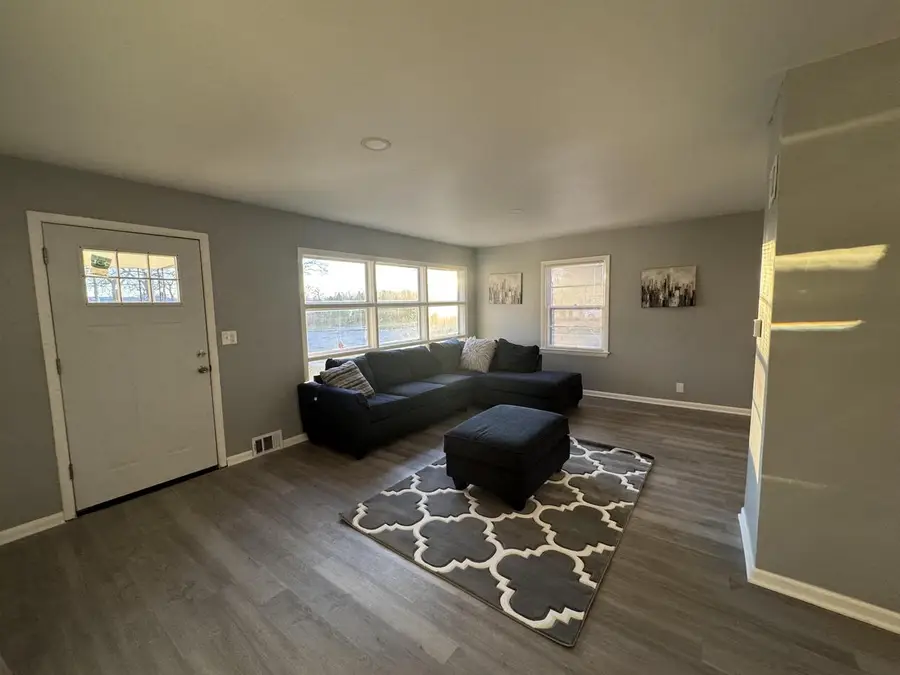 2336 W Lawn AVENUE, Milwaukee, WI 53209 - #3