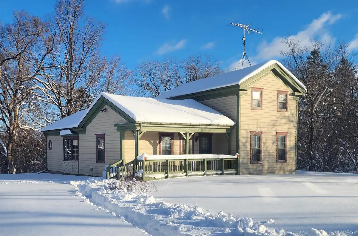 5726 N Lyons ROAD, Burlington, WI 53105 - #1