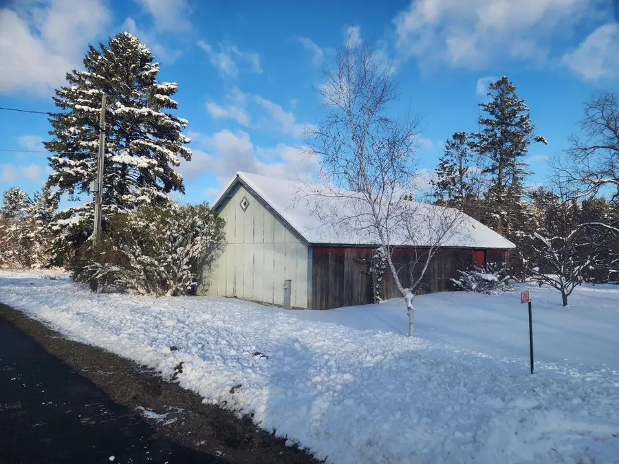 5726 N Lyons ROAD, Burlington, WI 53105 - #2