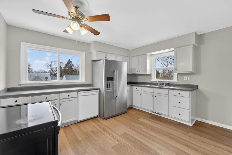 4168 S Kingan AVENUE, Saint Francis, WI 53235 - #2