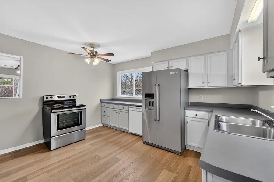 4168 S Kingan AVENUE, Saint Francis, WI 53235 - #3