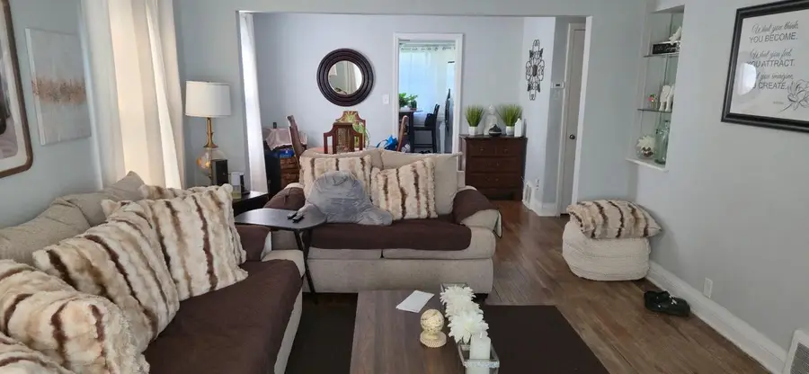 4513 N 21st STREET, Milwaukee, WI 53209 - #2