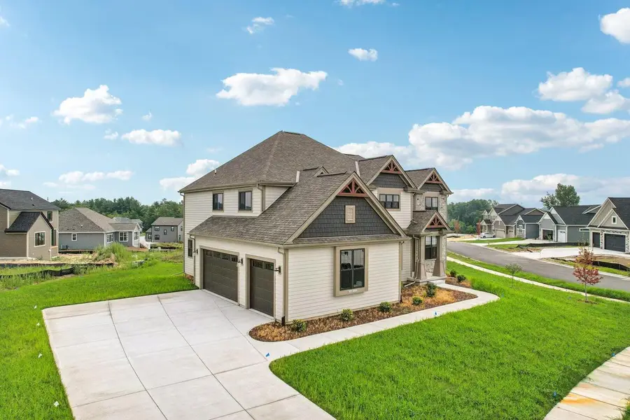 W208N5652 Turnberry LANE, Menomonee Falls, WI 53051 - #2