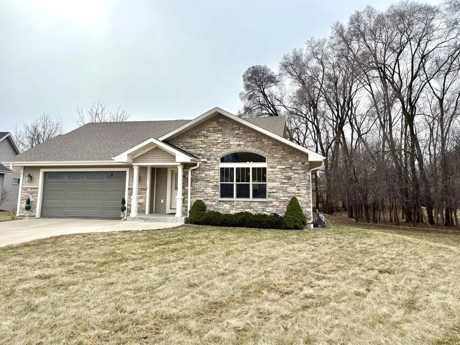 6183 S 40th STREET, Greenfield, WI 53221 - #2