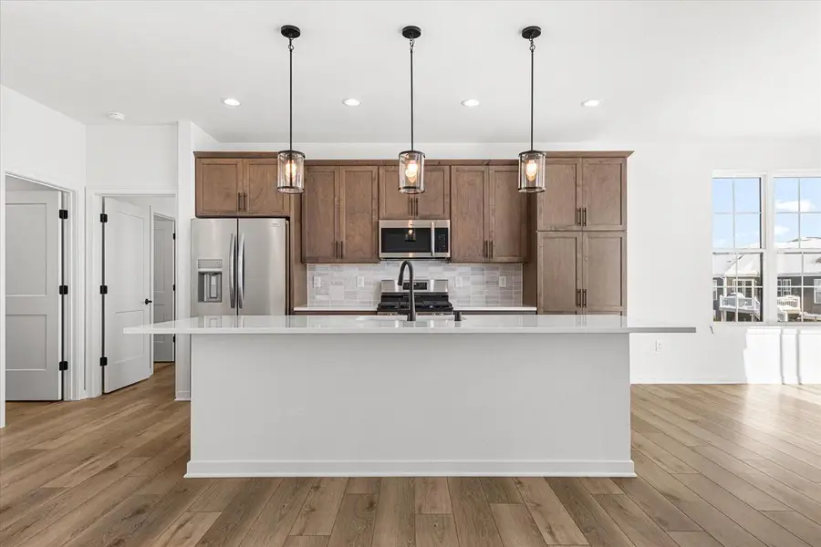 674 Mary WAY, Slinger, WI 53086 - #2