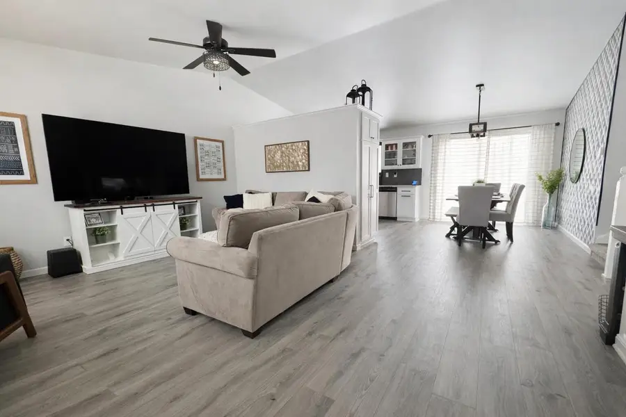 9272 11th AVENUE, Pleasant Prairie, WI 53158 - #3