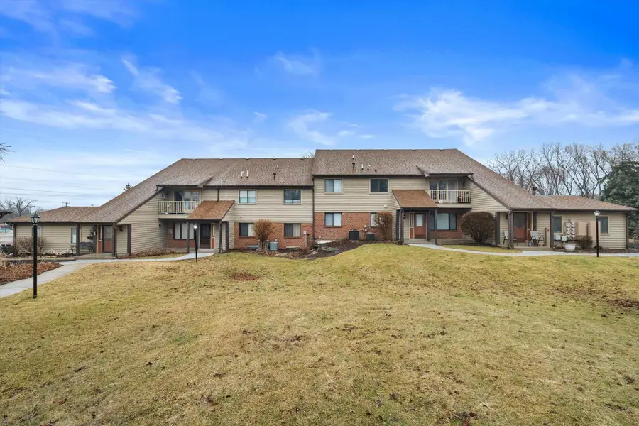 3721 W Loomis ROAD, Greenfield, WI 53221 - #2