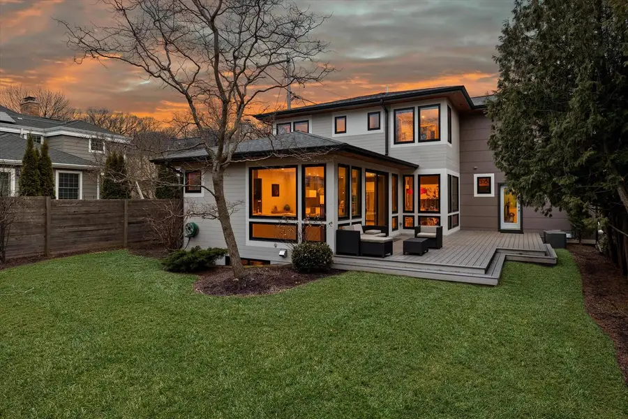 122 Devon STREET, Whitefish Bay, WI 53217 - #3