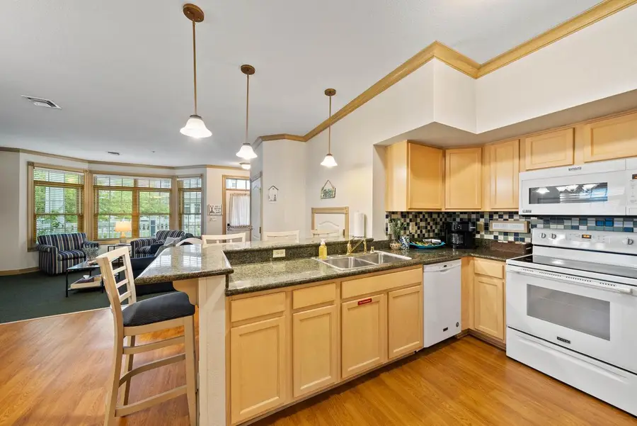 418 Beachfront COURT #7, Sheboygan, WI 53081 - #3