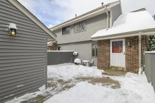 4818 S 19th STREET, Milwaukee, WI 53221