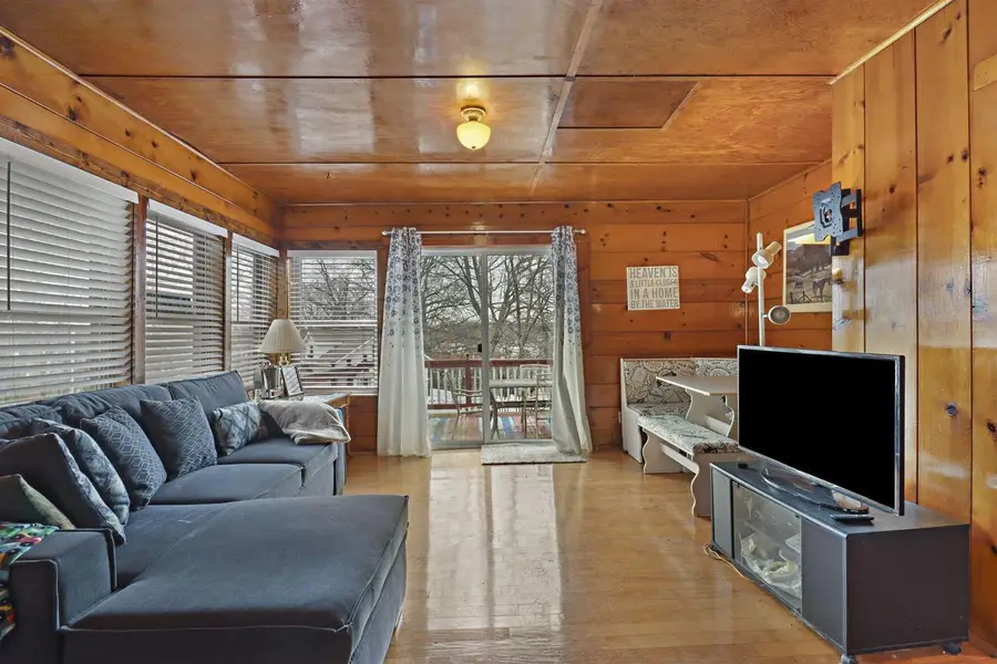 534 Oakwood TRAIL, Twin Lakes, WI 53181 - #2