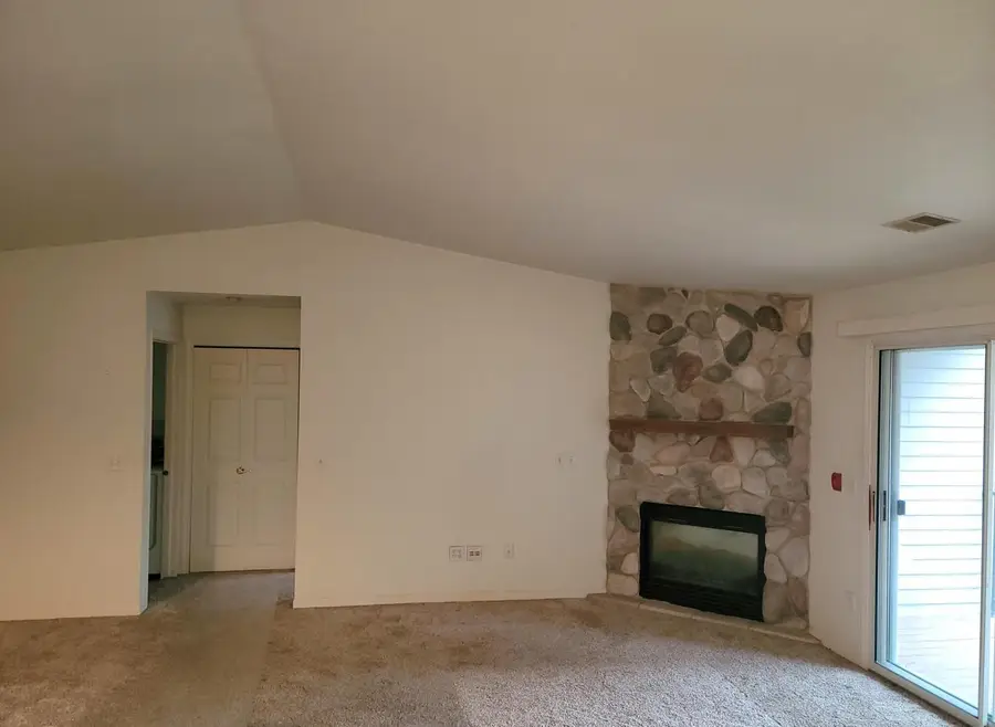 1203 N Sunnyslope DRIVE #204, Mount Pleasant, WI 53406 - #2