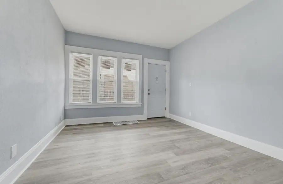 926 S 35th STREET, Milwaukee, WI 53215 - #3