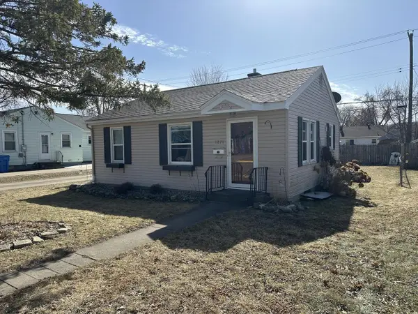 1871 4th STREET W, Winona, MN 55987