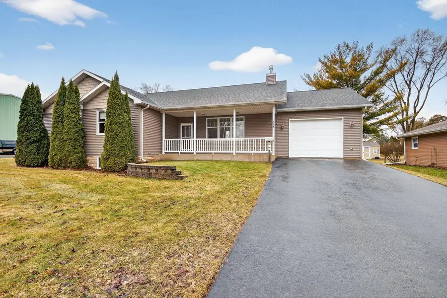 218 Kilbourn STREET, Horicon, WI 53032 - #2