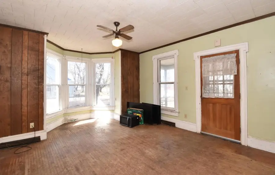 533 E Main STREET, Eagle, WI 53119 - #3