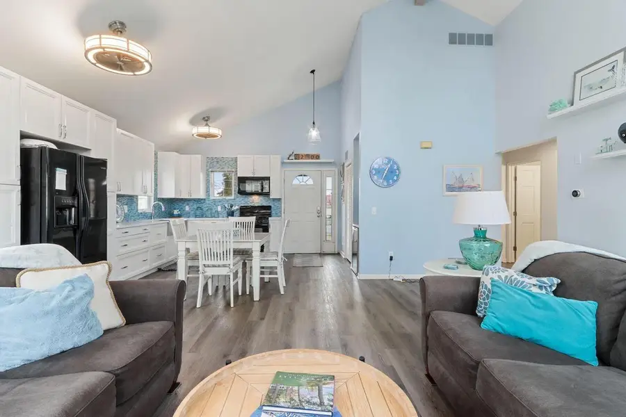 1737 Cottage DRIVE #7-18, Lake Geneva, WI 53147 - #2