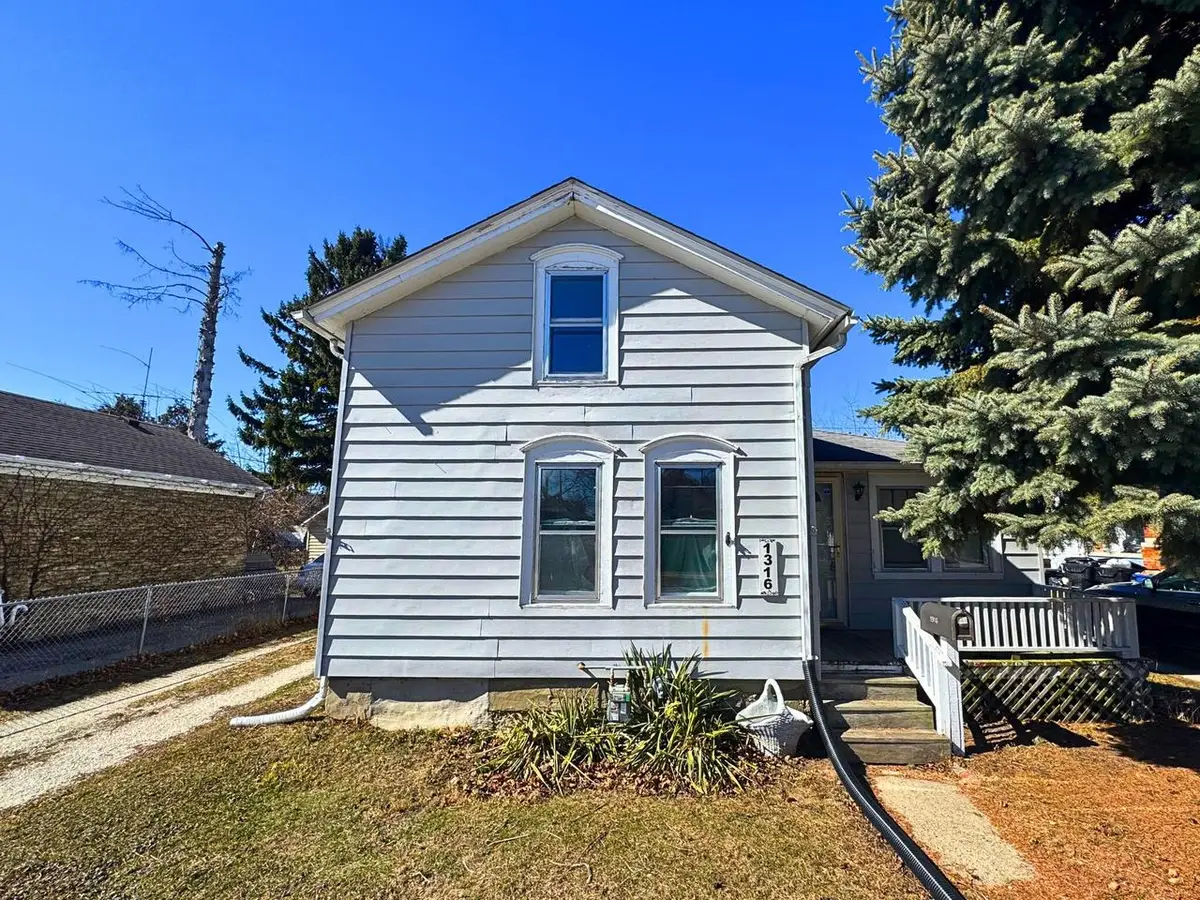 1316 Erie STREET, Racine, WI 53402 - #1