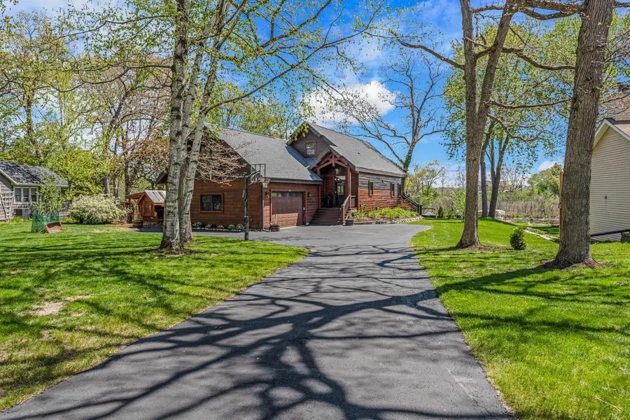 3024 Nagawicka AVENUE, Delafield, WI 53018 - #3