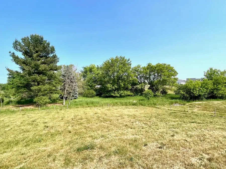 W206N17570 HIDDEN CREEK ROAD, Jackson, WI 53037 - #2