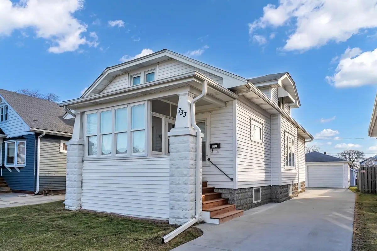 733 West Lawn AVENUE, Racine, WI 53405 - #1